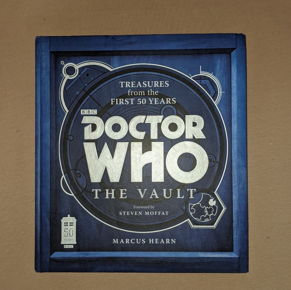 Dr Doctor Who The Vault Collectors Book Novel